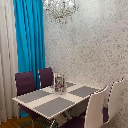 Lux Stari Aerodrom Apartman *